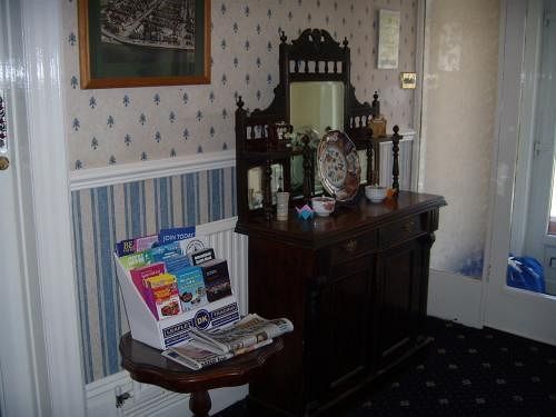 Whitworth Falls Hotel Southport Extérieur photo